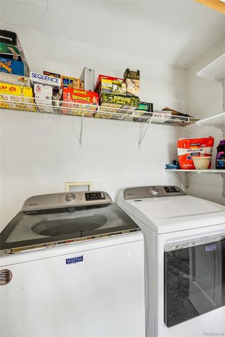 9270 Anacapa Bay Drive, Hamburg Township, MI 48169