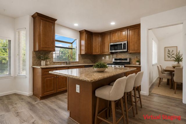 800 Treasure Lane, Manteca, CA 95337