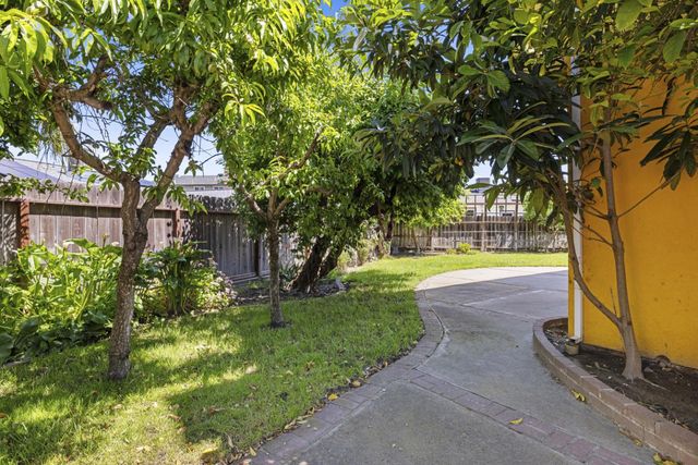 800 Treasure Lane, Manteca, CA 95337