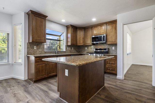 800 Treasure Lane, Manteca, CA 95337