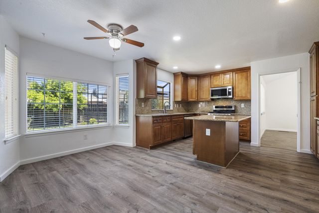 800 Treasure Lane, Manteca, CA 95337