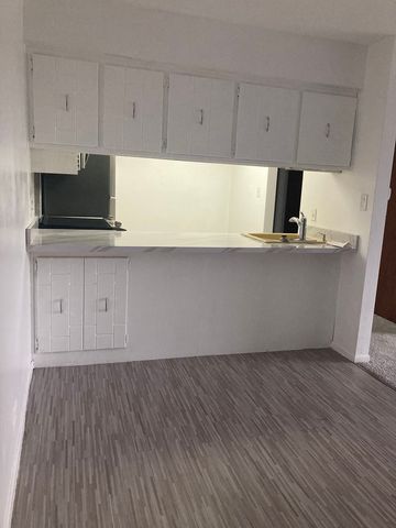 830 Elder Road B413, Homewood, IL 60430