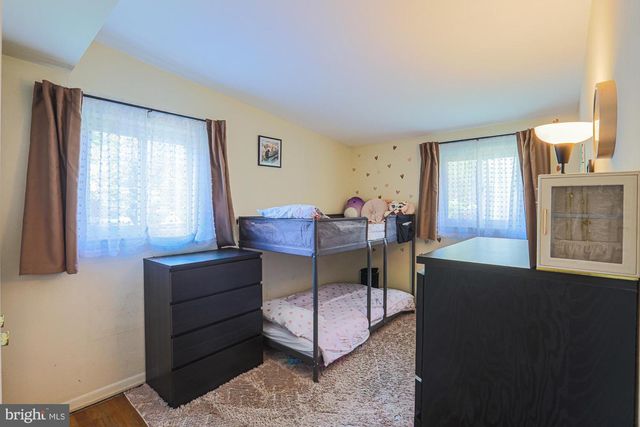 2451 FOREST GREEN RD, Baltimore, MD 21209