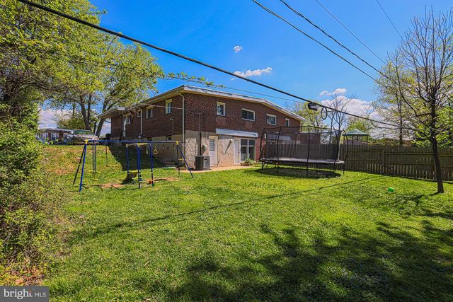 2451 FOREST GREEN RD, Baltimore, MD 21209