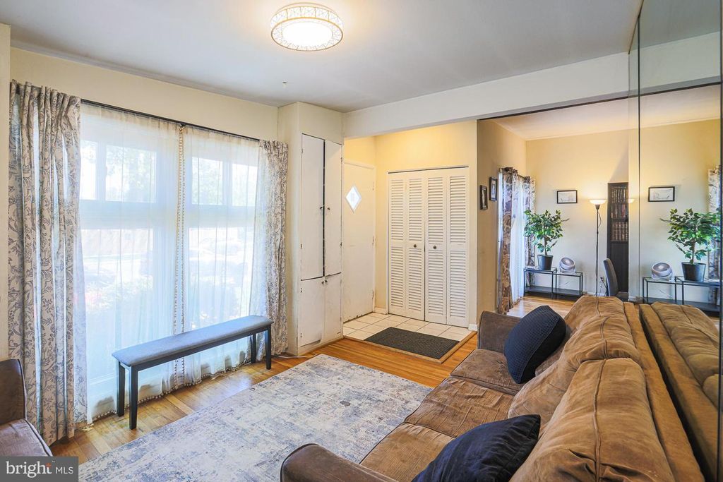 Image 13 of property listing at 2451 FOREST GREEN RD, Baltimore, MD 21209