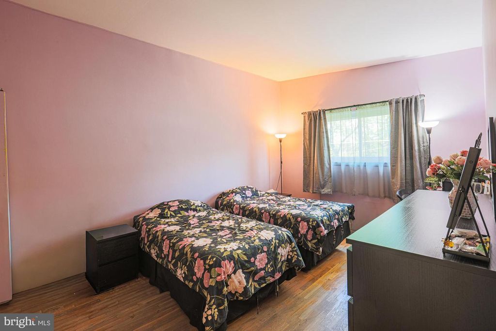 Image 20 of property listing at 2451 FOREST GREEN RD, Baltimore, MD 21209