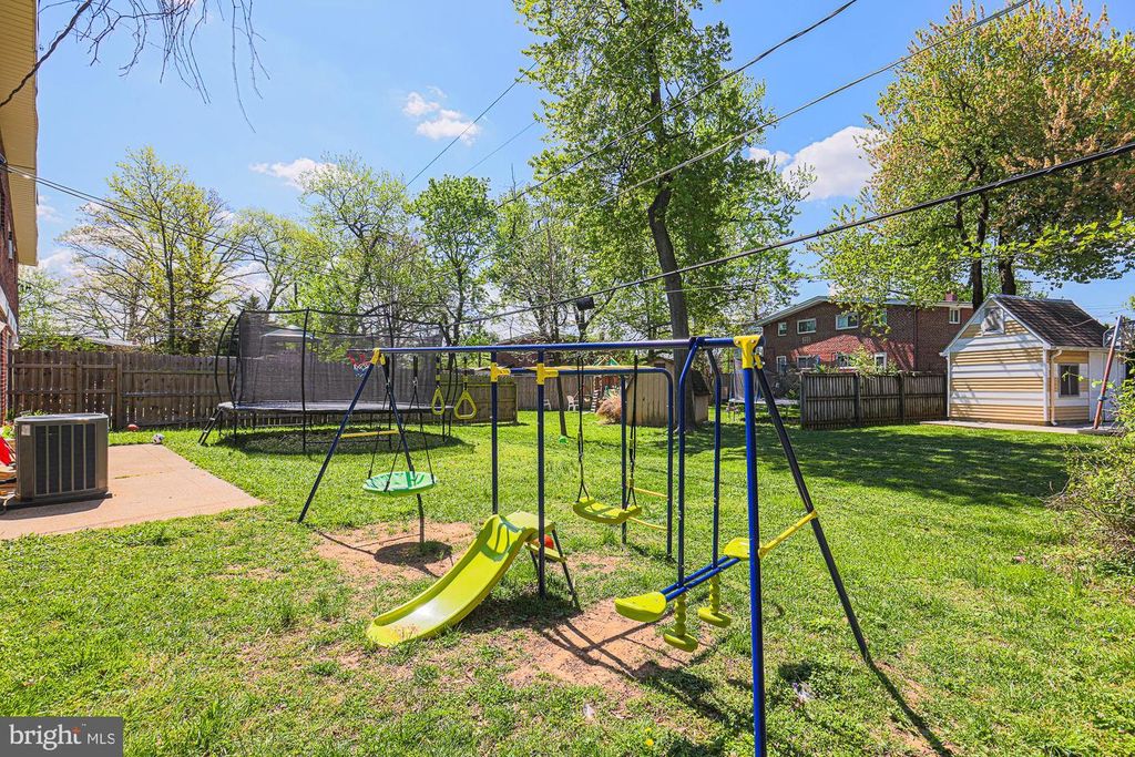 Image 32 of property listing at 2451 FOREST GREEN RD, Baltimore, MD 21209