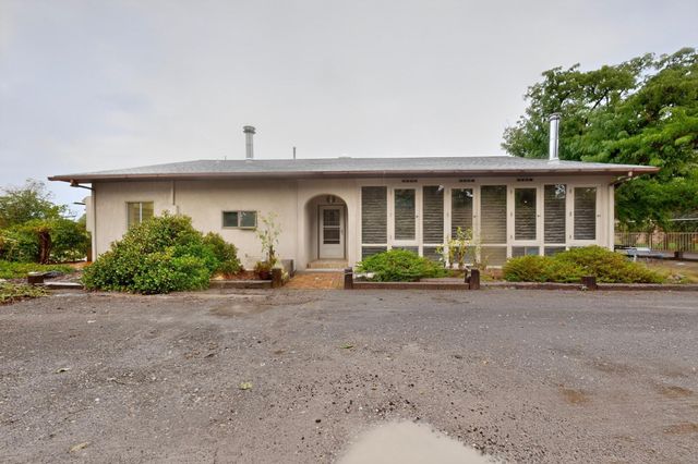 8901 Rio Grande Boulevard NW, Albuquerque, NM 87114