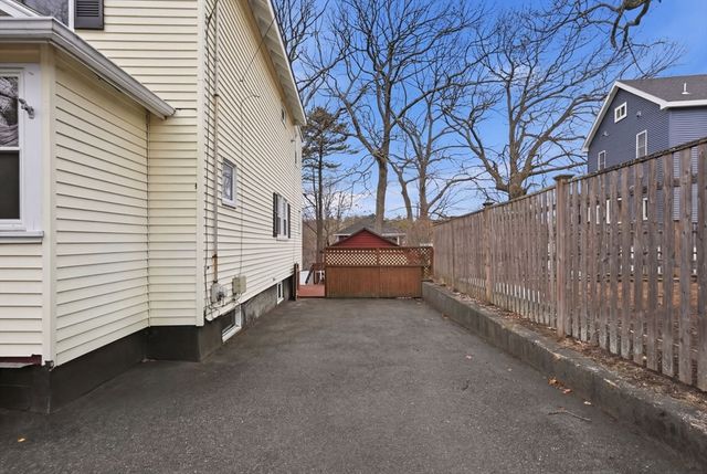 57 Taft St, Medford, MA 02155