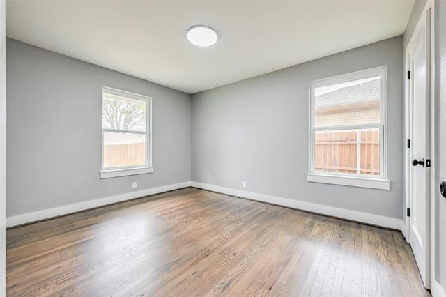 2729 Lockhart Avenue, Dallas, TX 75228