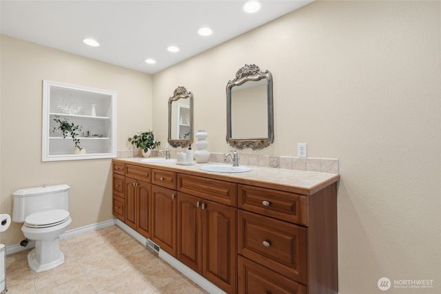 15701 Sturtevant Avenue, Stanwood, WA 98292