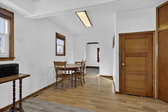 2429 Center Avenue, Janesville, WI 53546