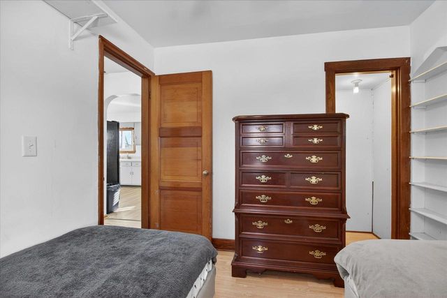 2429 Center Avenue, Janesville, WI 53546