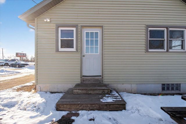 2429 Center Avenue, Janesville, WI 53546