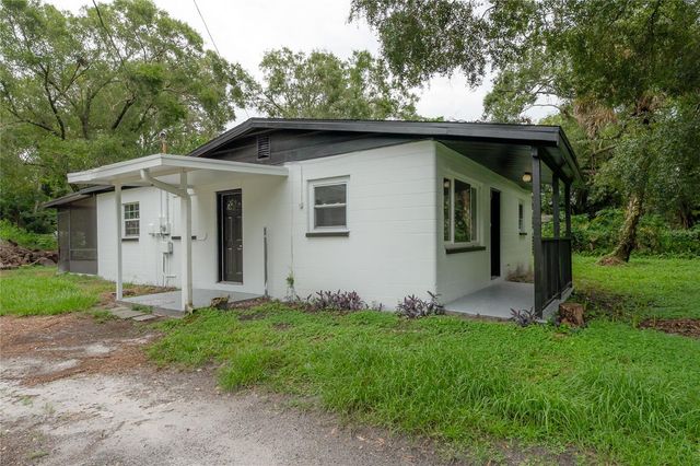 10411 N WOODMERE ROAD, Tampa, FL 33617