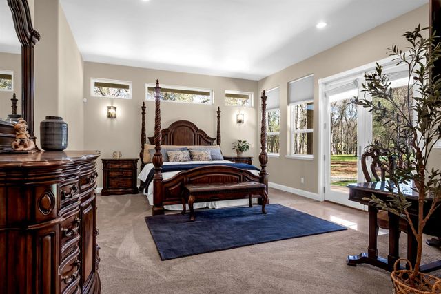 2847 Sierra Vista Rd, Rescue, CA 95672