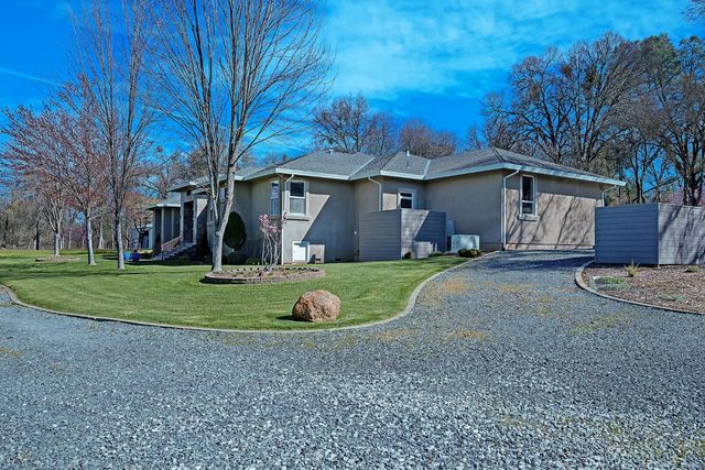 2847 Sierra Vista Rd, Rescue, CA 95672