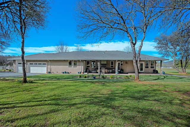 2847 Sierra Vista Rd, Rescue, CA 95672