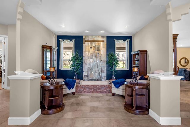 2847 Sierra Vista Rd, Rescue, CA 95672