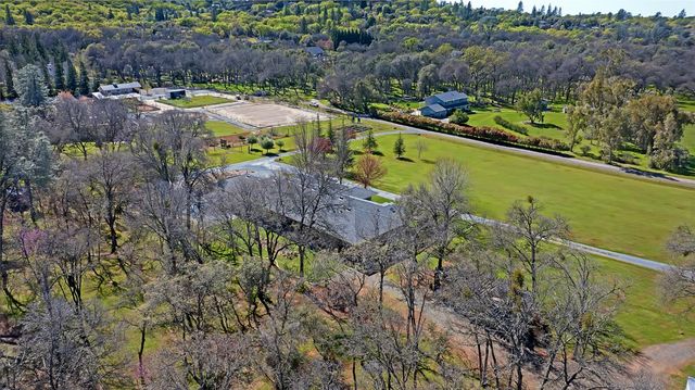 2847 Sierra Vista Rd, Rescue, CA 95672