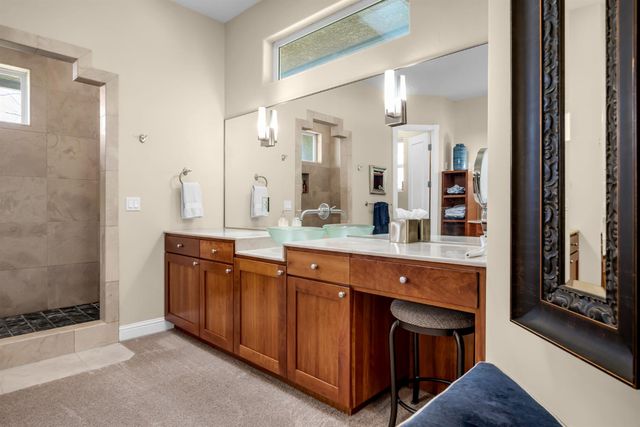 2847 Sierra Vista Rd, Rescue, CA 95672