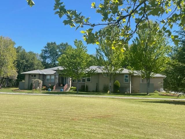 2847 Sierra Vista Rd, Rescue, CA 95672