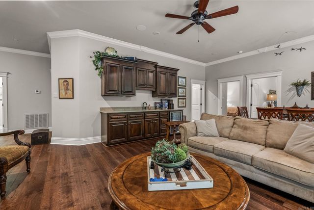 5715 Spencer Lake, Conway, AR 72034
