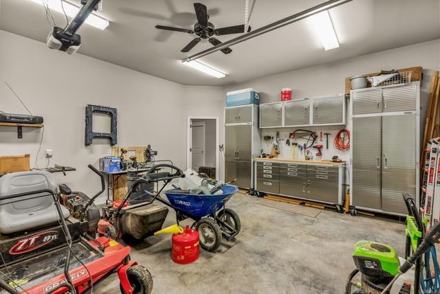5715 Spencer Lake, Conway, AR 72034