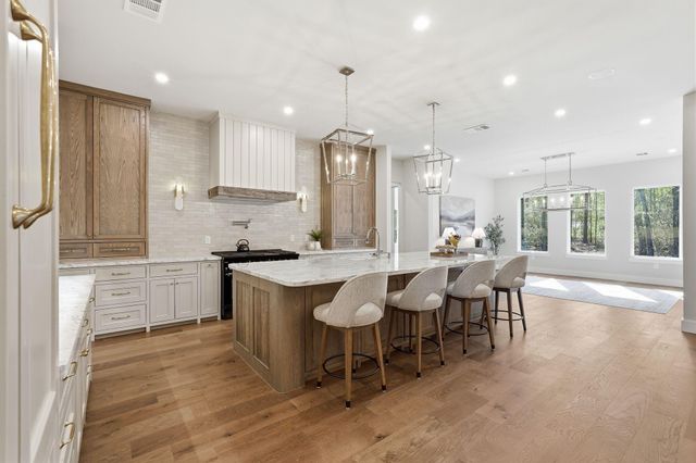 7248 Red Oak Grove Road, Montgomery, TX 77316