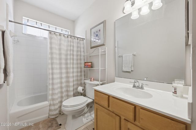 820 W CUMBERLAND Court, St. Johns, FL 32259