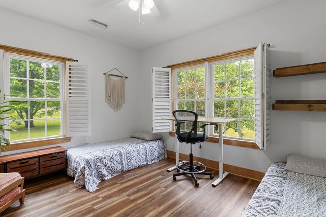315 Cartecay River Run, Ellijay, GA 30536