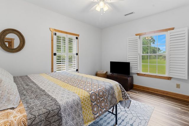 315 Cartecay River Run, Ellijay, GA 30536