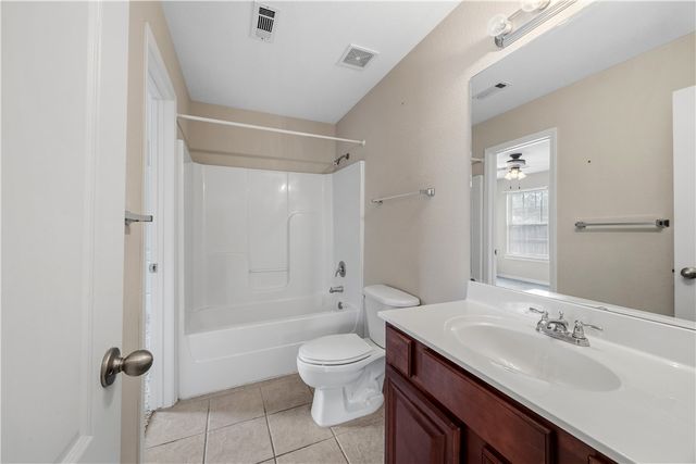 2369 Sara Alice Court, Fayetteville, AR 72701