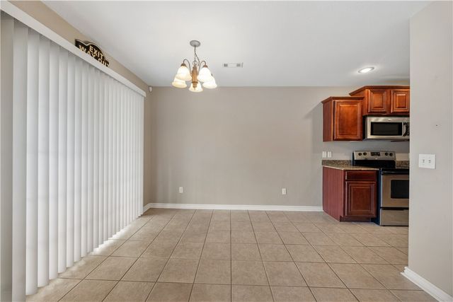 2369 Sara Alice Court, Fayetteville, AR 72701