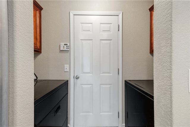 2369 Sara Alice Court, Fayetteville, AR 72701