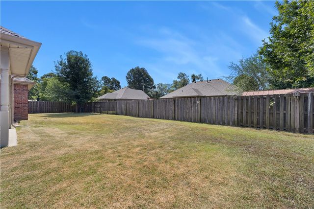 2369 Sara Alice Court, Fayetteville, AR 72701