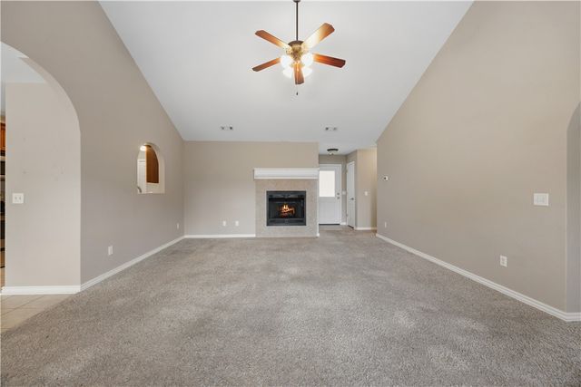 2369 Sara Alice Court, Fayetteville, AR 72701