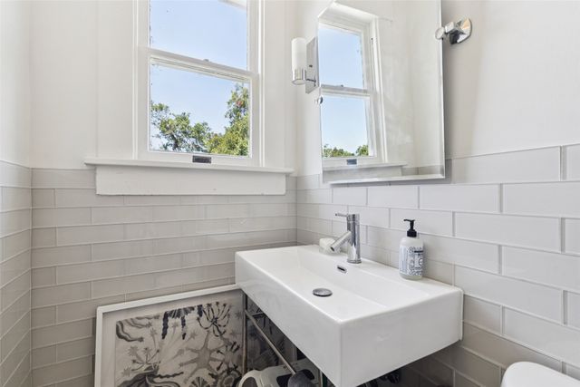 306 N Windomere Avenue, Dallas, TX 75208