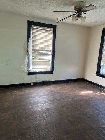 2803 N Chamberlain Avenue, Chattanooga, TN 37406