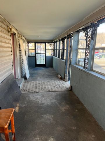 2803 N Chamberlain Avenue, Chattanooga, TN 37406