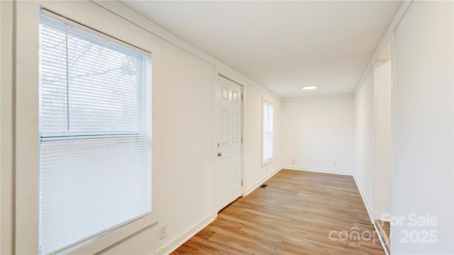 1003 N Cannon Boulevard, Kannapolis, NC 28083