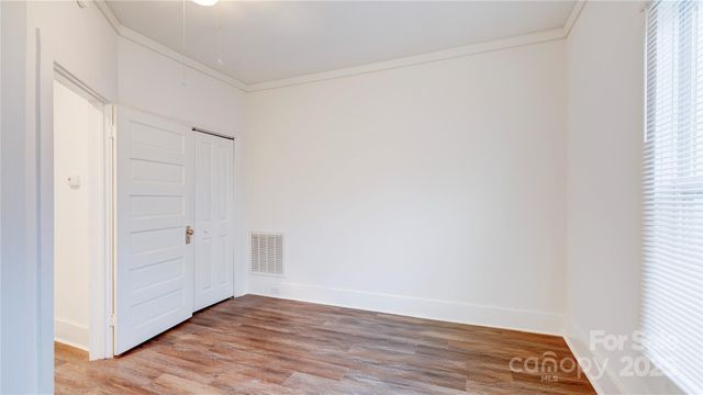 1003 N Cannon Boulevard, Kannapolis, NC 28083