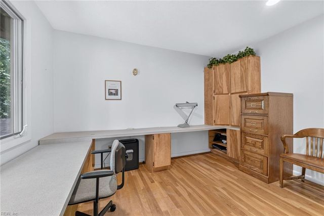 1546 Moores Point RD, Suffolk, VA 23436