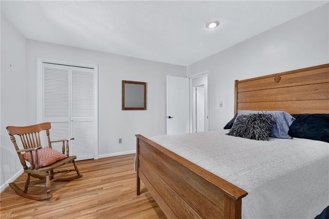 1546 Moores Point RD, Suffolk, VA 23436