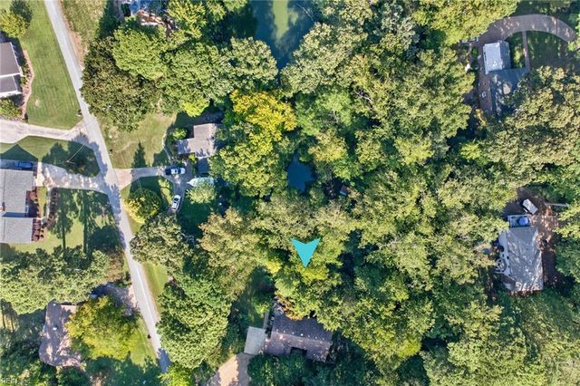 1546 Moores Point RD, Suffolk, VA 23436