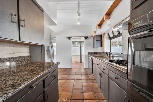 22580 Parkmead, Palm Springs, CA 92262