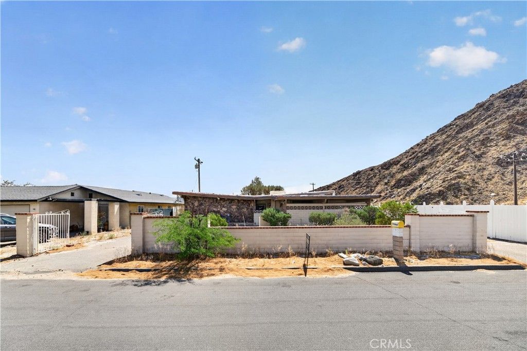 22580 Parkmead, Palm Springs, CA 92262