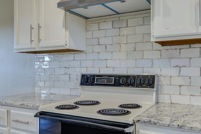 9410 Gary Avenue, Lubbock, TX 79423