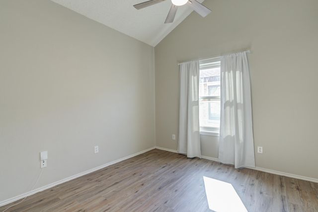 9410 Gary Avenue, Lubbock, TX 79423