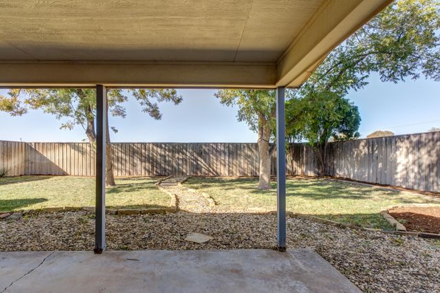 9410 Gary Avenue, Lubbock, TX 79423